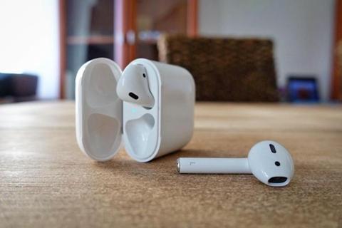 طريقة إصلاح جهاز AirPod خطوة بخطوة.. «بدل ما تشتري واحدة جديدة»